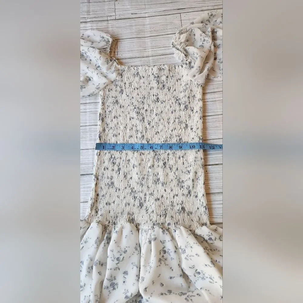 Lulu's Va Va Bloom Ivory Floral Print Smocked Long Sleeve Mini Dress Size XS